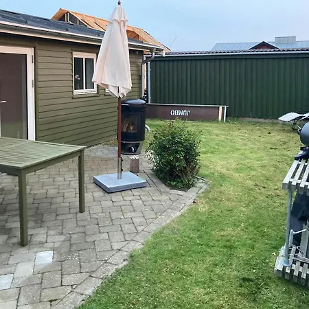Сasa de vacaciones Lykkebo, Summerhouse Near Child-friendly Mesinge